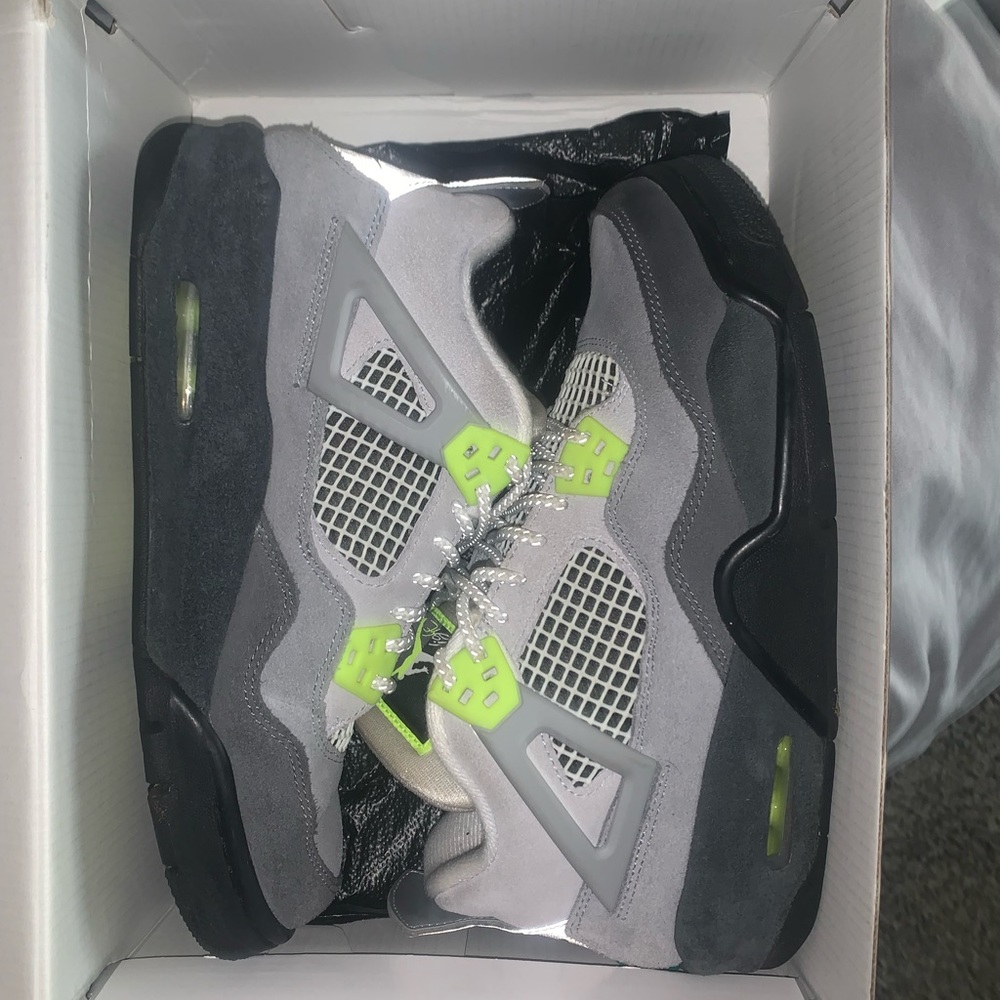 Grade school Jordan retro 4s